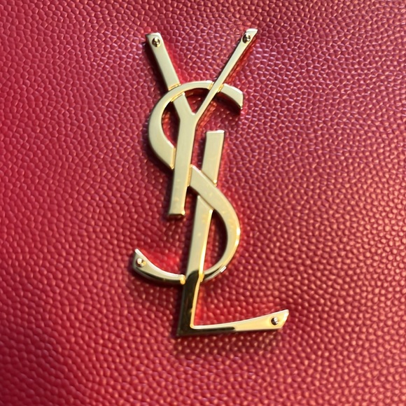 Grain de Poudre Classic Monogram Camera Crossbody Bag - Picture 12 of 15